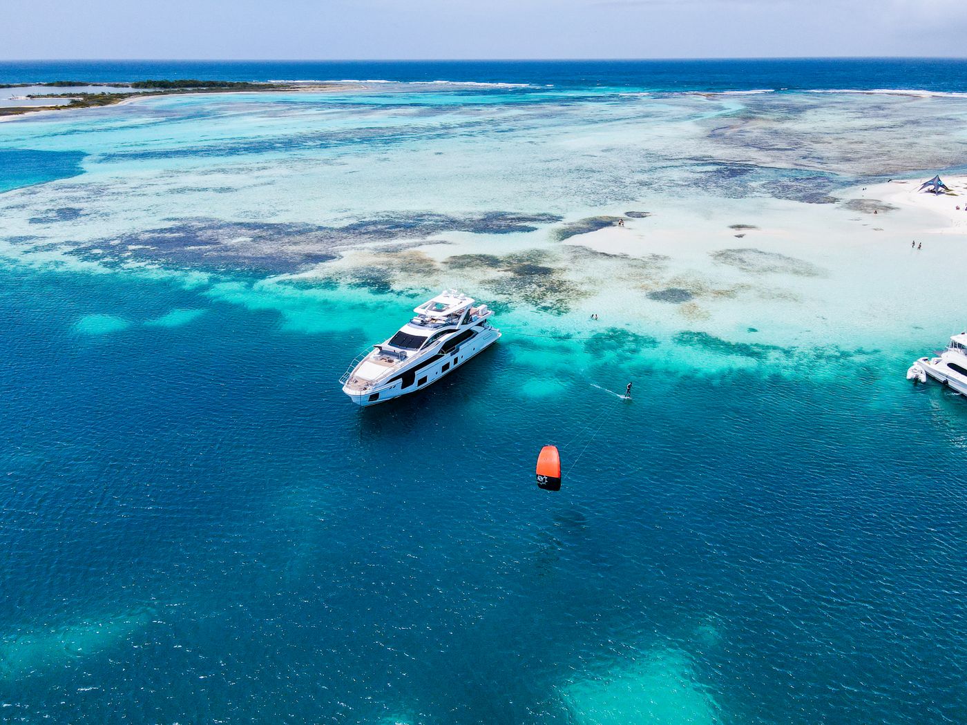 Boat & Yacht Excursions experience image 2